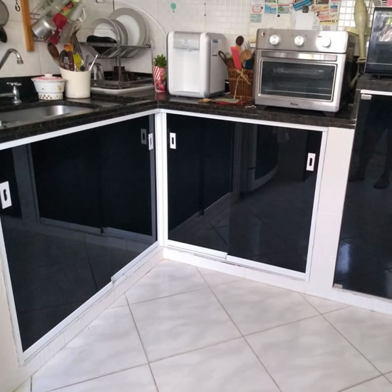 Projetos em Vidro, Produção e Instalação de Vidros, Vidros Personalizados em Itaipu, Serra Grande, Niterói, RJ