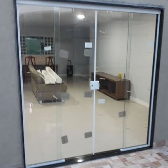 Projetos em Vidro, Produção e Instalação de Vidros, Vidros Personalizados em Itaipu, Serra Grande, Niterói, RJ