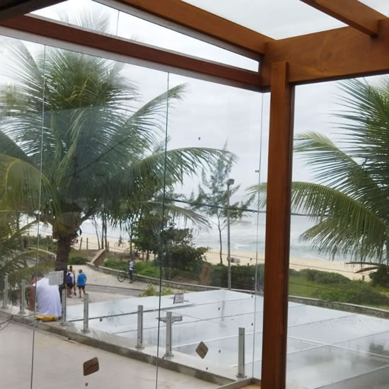 Vidraçaria Arariboia - Vidraçaria em Niterói, Vidros, Blindex, Espelhos, Vidraçaria Rj