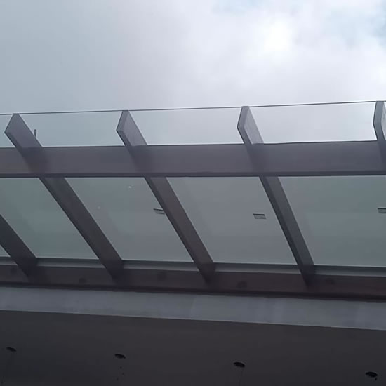 Pergolados e Coberturas em Vidro, Pergolado de Vidro Temperado, Pergolado de Vidro e Alumínio, Pergolado em Niterói, RJ