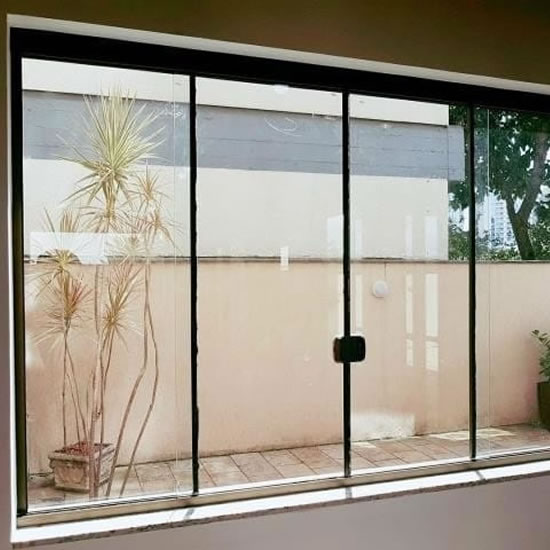 Portas de Vidro, Janelas de Vidro, Portões de Vidro e Esquadrias em Niterói e RJ