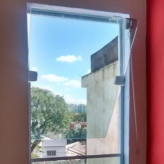Portas de Vidro, Janelas de Vidro, Portões de Vidro e Esquadrias em Niterói e RJ