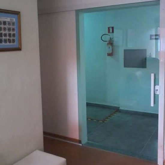 Portas de Vidro, Janelas de Vidro, Portões de Vidro e Esquadrias em Niterói e RJ